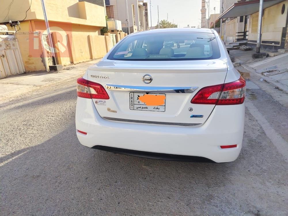 نيسان سنترا